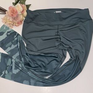 SIMMS Leggings 2XL Green Camo Simms Bugstopper Legging Woodland Camo Ava